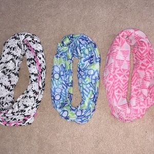 set of 3 infinity scarves